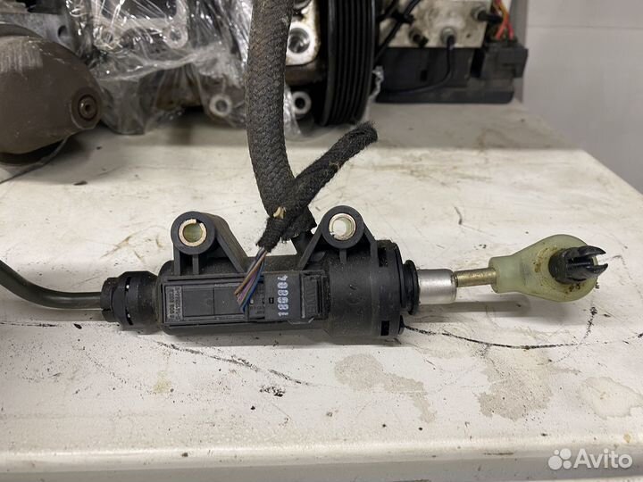 Bmw e87 n45b16a главный цилиндр сцепления