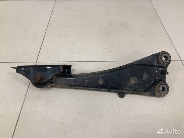 Рычаг задний продольный левый Toyota Rav 4 A30 200