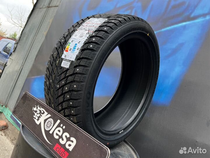 Arivo Ice Claw ARW7 245/40 R18 97T