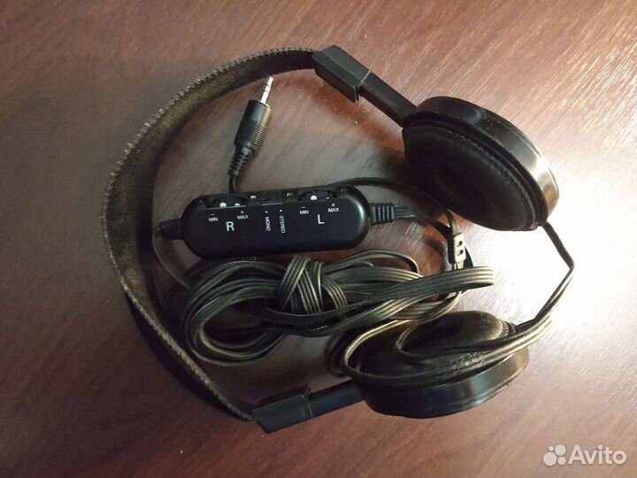 Наушники Philips SBC 3165