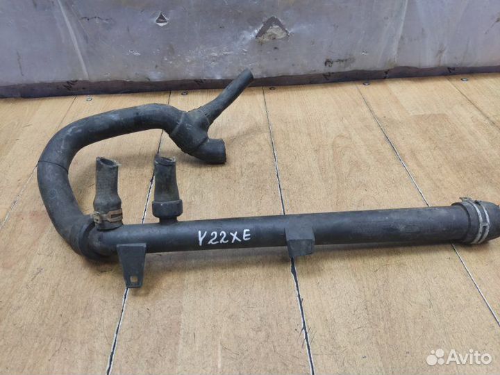 Патрубок системы охлаждения двигателя Opel Omega B