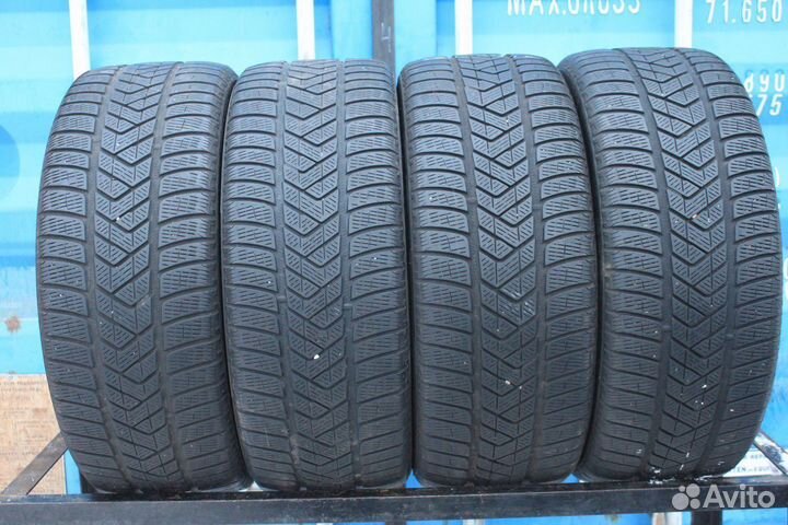 Pirelli Scorpion Winter 255/40 R21 91B