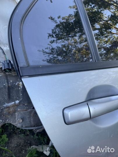 Дверь задняя правая mitsubishi lancer 9