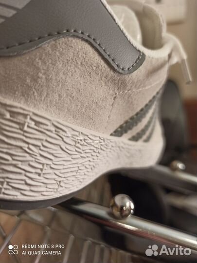 Кроссовки женские натуральная кожа 39