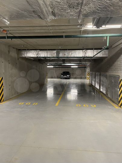 Машиноместо, 13 м²