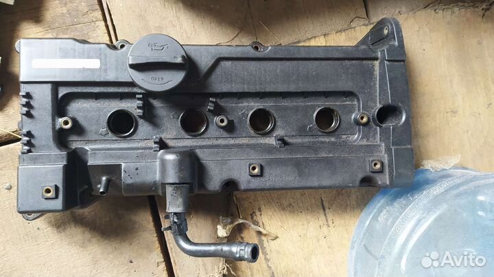 Клапанная крышка Kia Rio 2