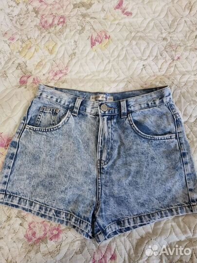 Женские вещи 42-44 отдам за фрукты