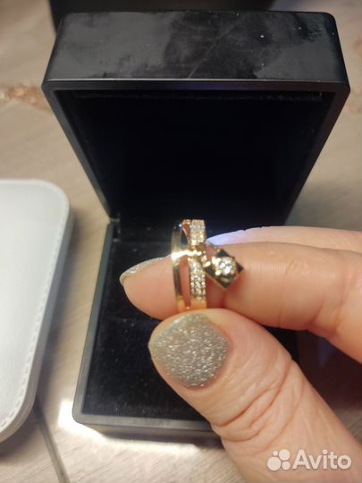 Кольцо с пробой 585 RG позолота