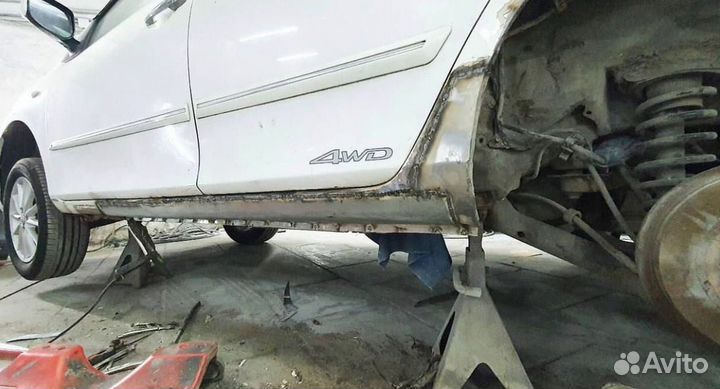 Пороги и арки Citroen C4 Кузовные