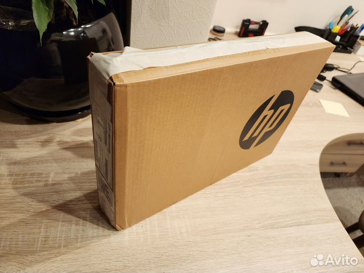 HP, core i5 (10 gen), 8gb, 256SSD, 14