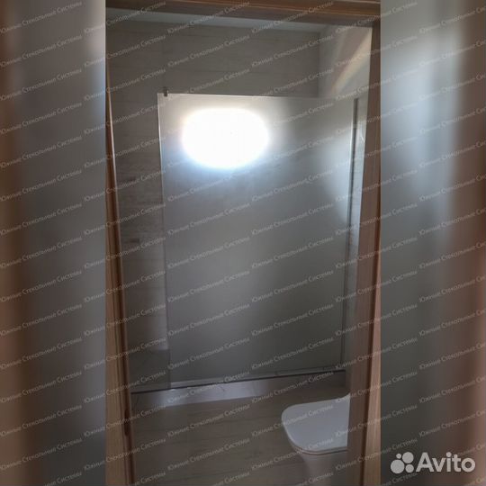 Душевая стеклянная перегородка новая