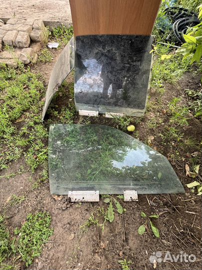 Стекла BMW E34