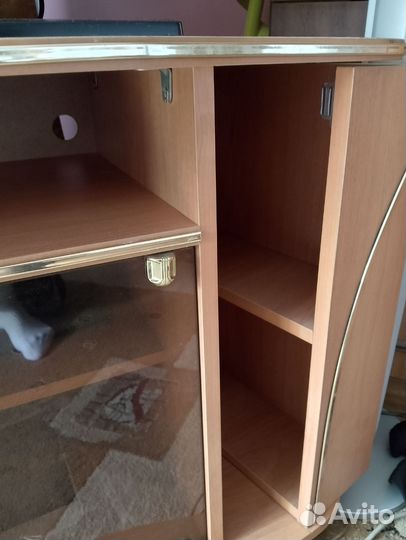 Тумба под телевизор