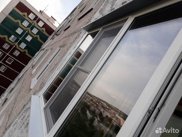 Пластиковое окно для лоджии от плиты