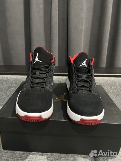 Jordan max aura 2