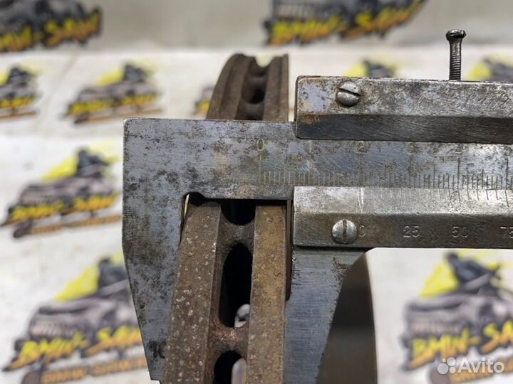 Тормозной диск Bmw 3 E36 sedan/ E36/2C M52B20 1997