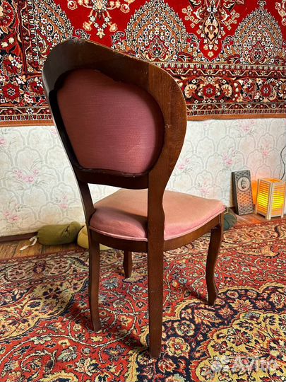 Антикварный стул