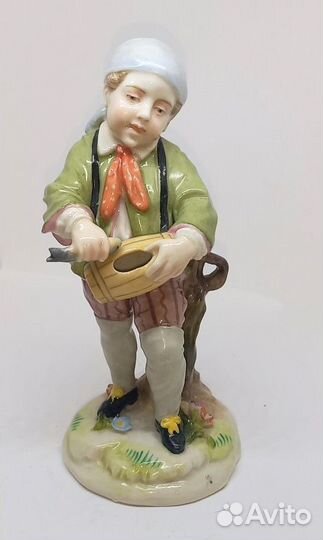 Фигурка - Schierholz- Германия - Фарфор