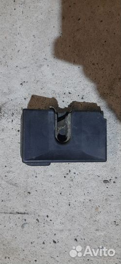 Замок двери левый, правый задний passat b3