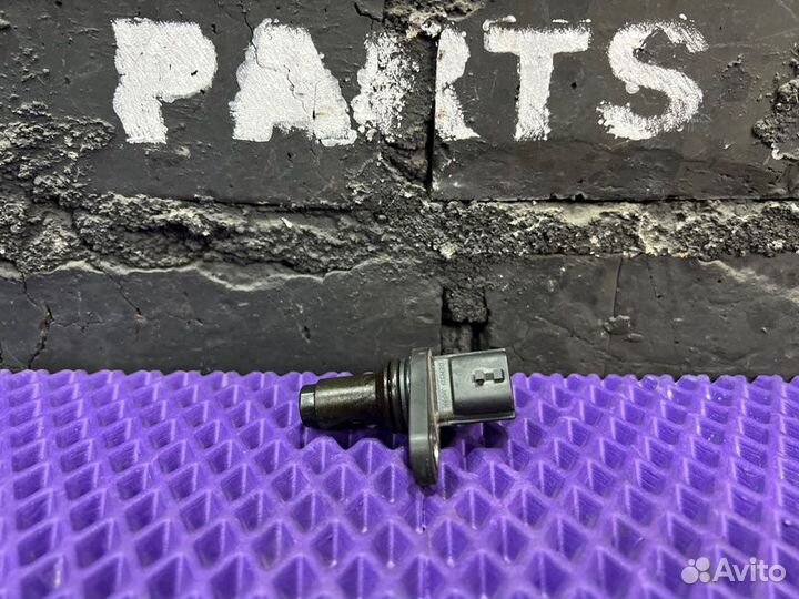 Датчик положения коленвала Nissan X-Trail