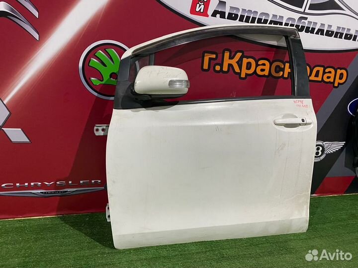 Дверь передняя левая Toyota Vitz NZP 95