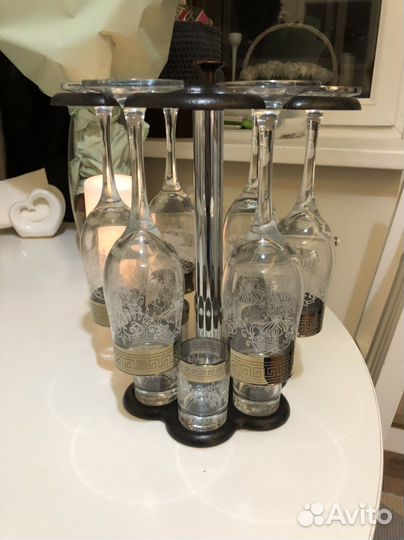 Набор бокалов для вина и водки