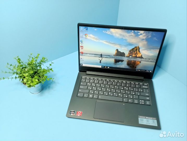 Ультрабук lenovo, 8гб Ram+14 дюймов