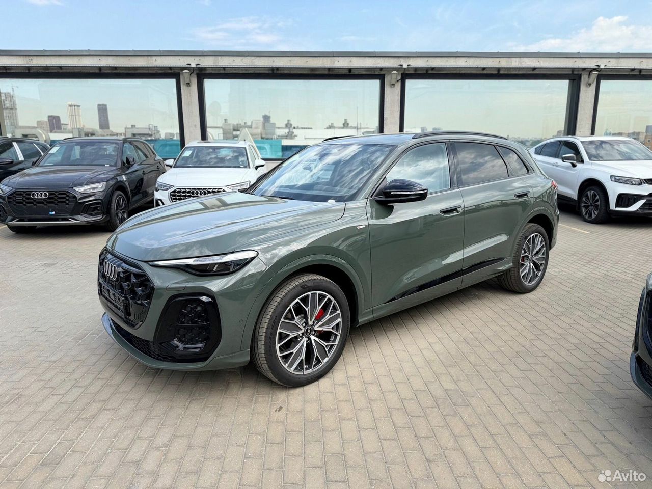 Audi Q5L 2.0 AMT, 2026