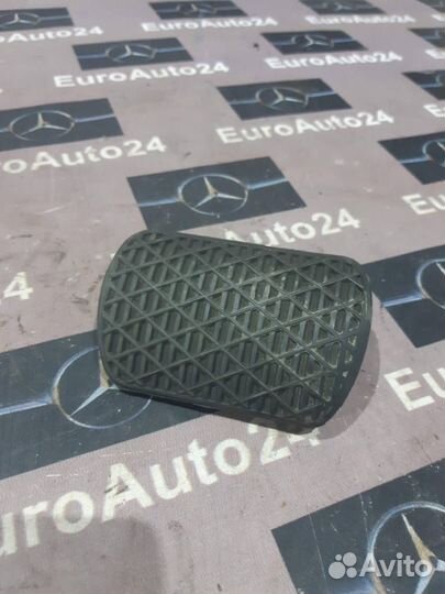 Накладка на педаль A1232910082 Mercedes-Benz E-Cla