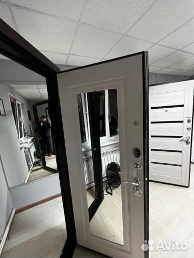 Металлическая входная дверь с бесплатной доставкой