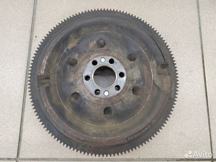 Маховик демпферный Audi A4 A6, VW Passat B5