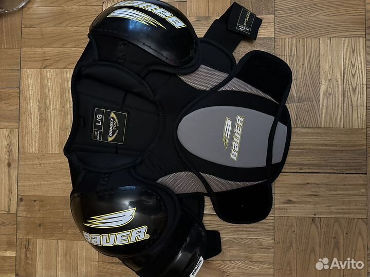 Нагрудник хоккейный bauer мужской L