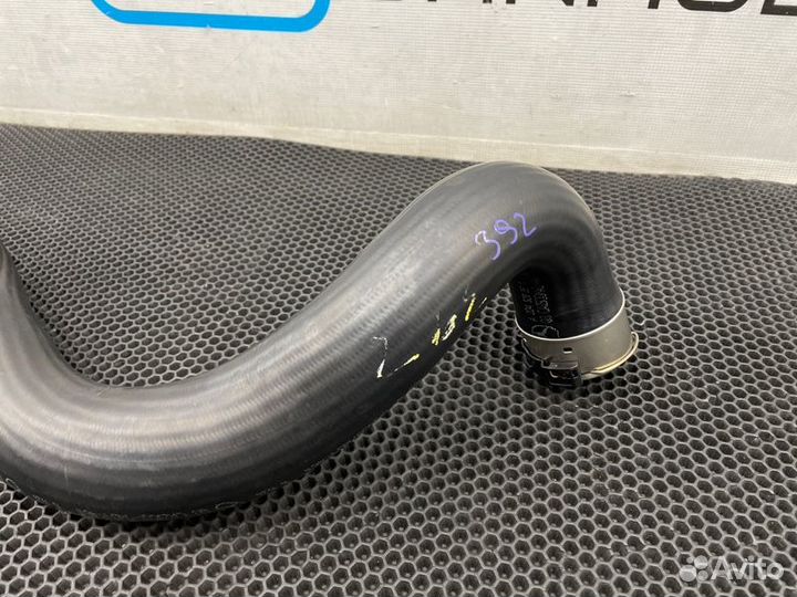 Патрубок интеркулера Mercedes-Benz C-Class W204