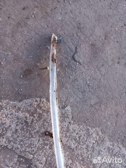 Жесткость бампера Nissan Primera P11 Bluebird U14