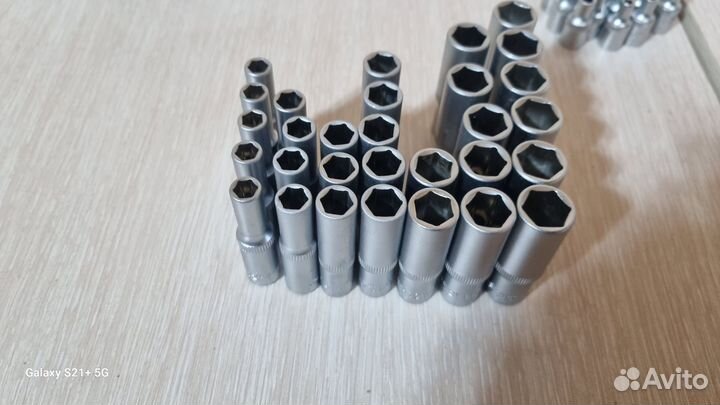 Торцевая головка глубокая 6-гранная 1/4''