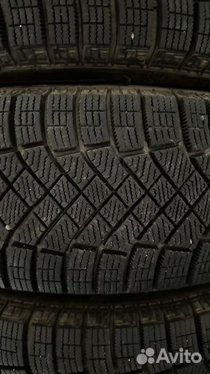 Pirelli Ice Zero FR 195/65 R15 95T