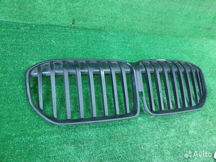 Решетка радиатора BMW 7er G11 G12 (2019-н.в.)
