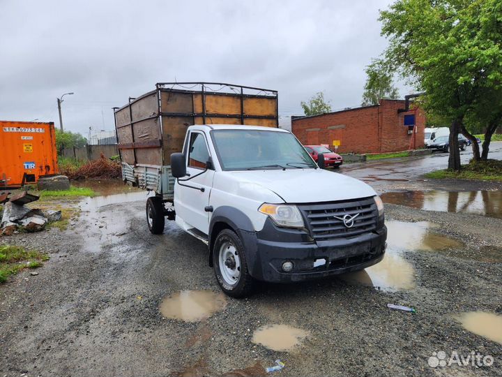 УАЗ Профи 2.7 МТ, 2021, битый, 110 000 км