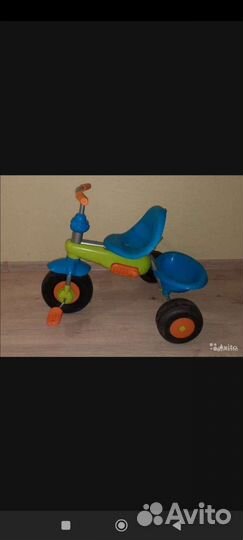 Детский велосипед с ручкой