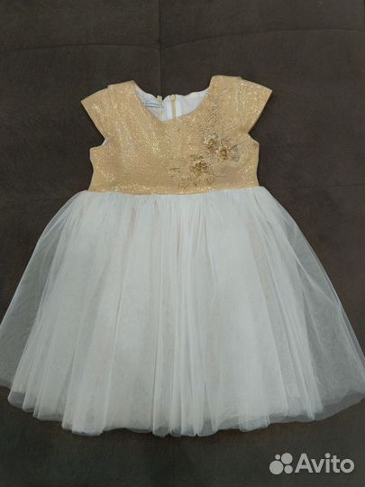 Платье для девочки новое 98