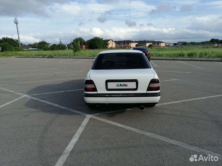 Nissan Sunny 2.0 МТ, 1991, 440 000 км