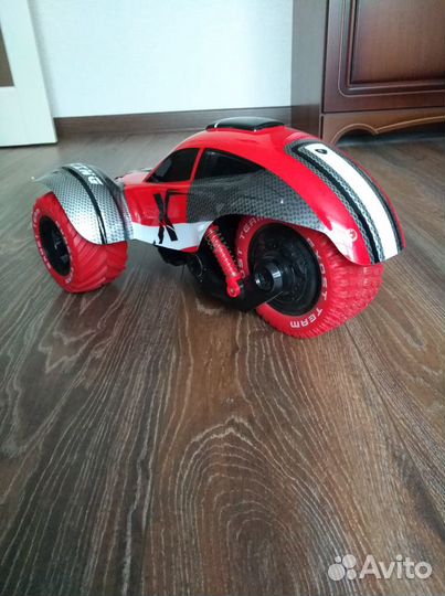 Радиоуправляемая машина дрифт