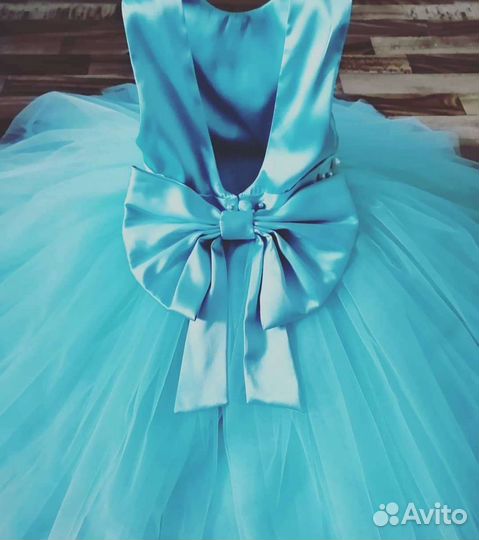 Платье на девочку