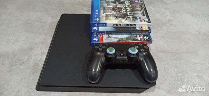 Sony PS4 slim