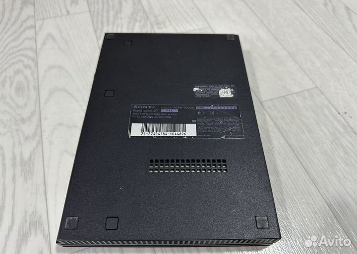 Sony PlayStation 4 прошитая + игры