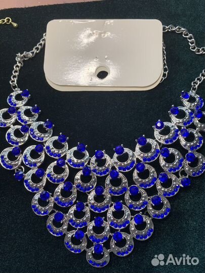 Колье ожерелье