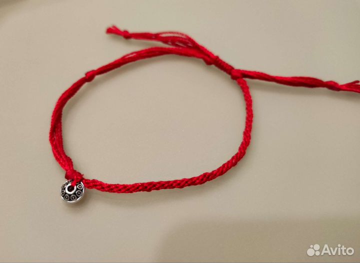 Красная нить