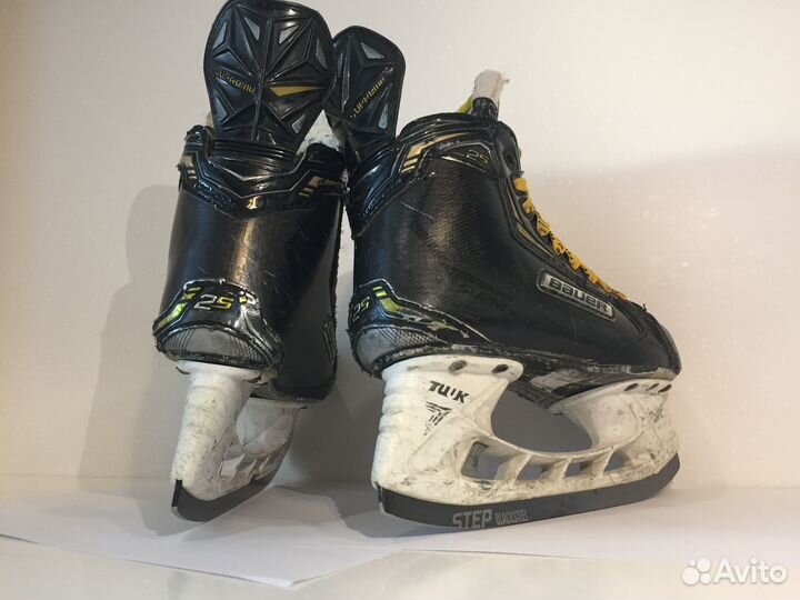 Коньки Bauer Supreme 2S р. JR 2D step blacksteel