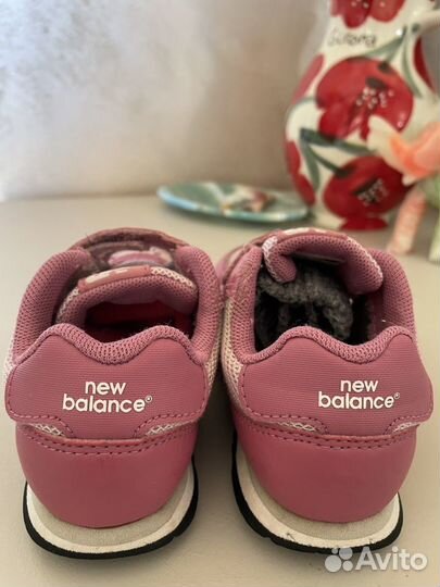 Кроссовки new balance для девочки 25