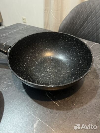 Сковорода каменная